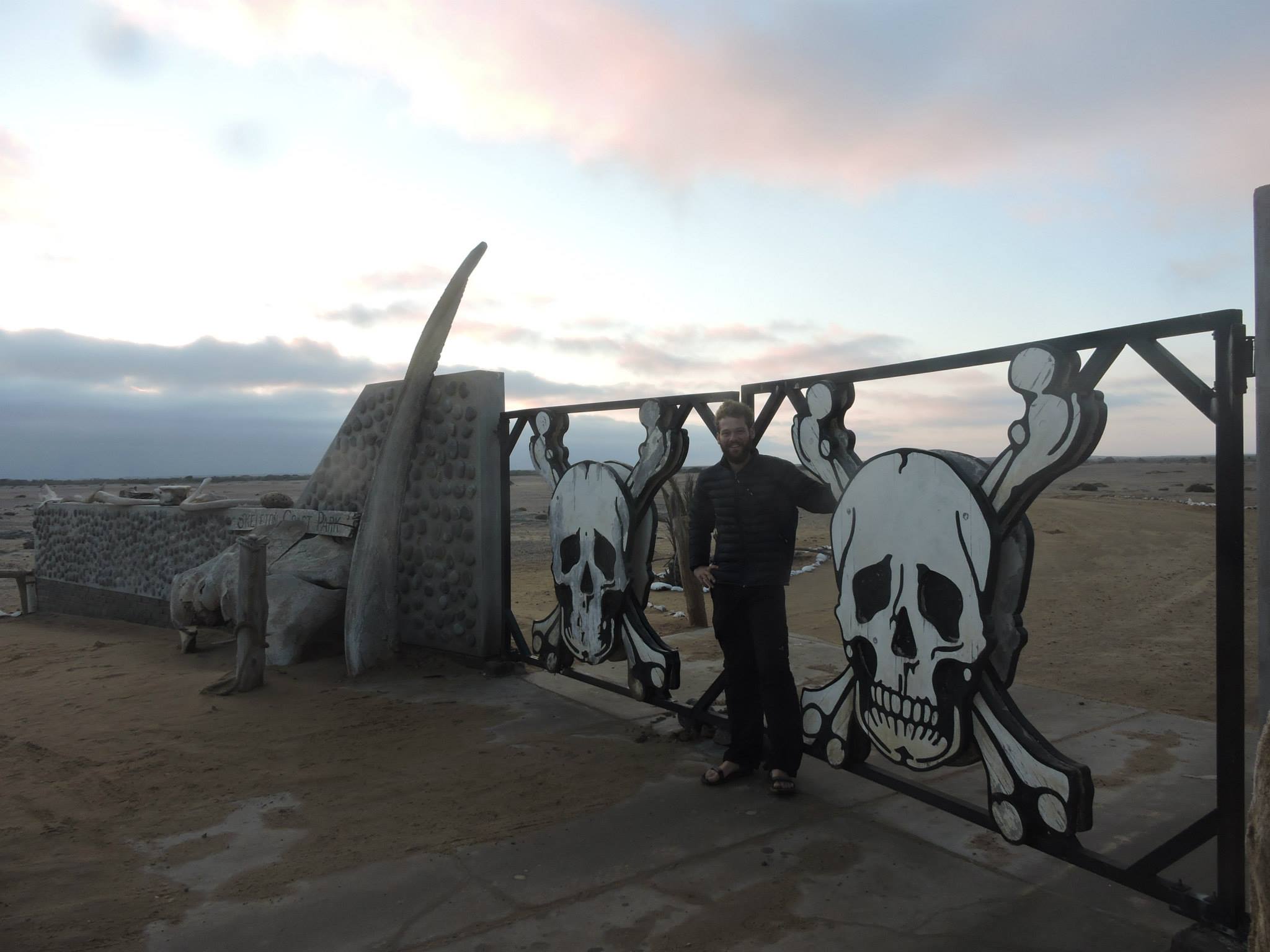 The dramatic entrance gate to the coast. Photo: Gal Zanir